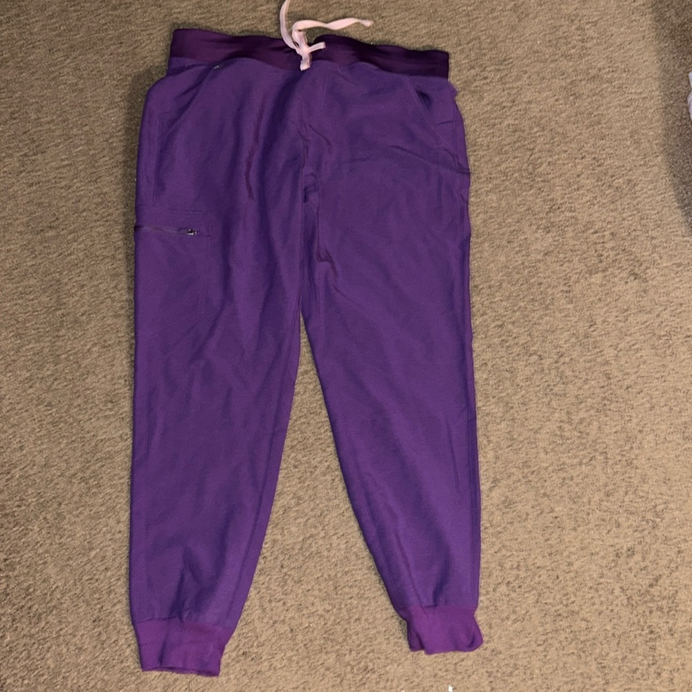 Figs purple Zamora scrub jogger L